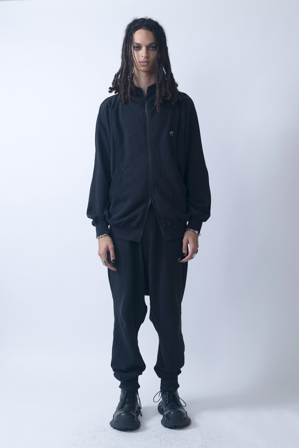 ASSASSIN ZIP HOODIE
