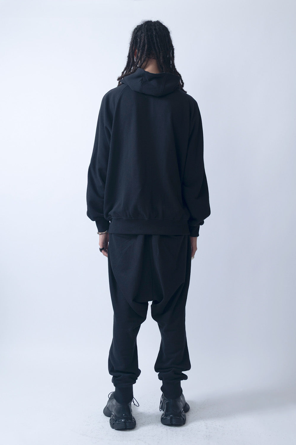 ASSASSIN ZIP HOODIE